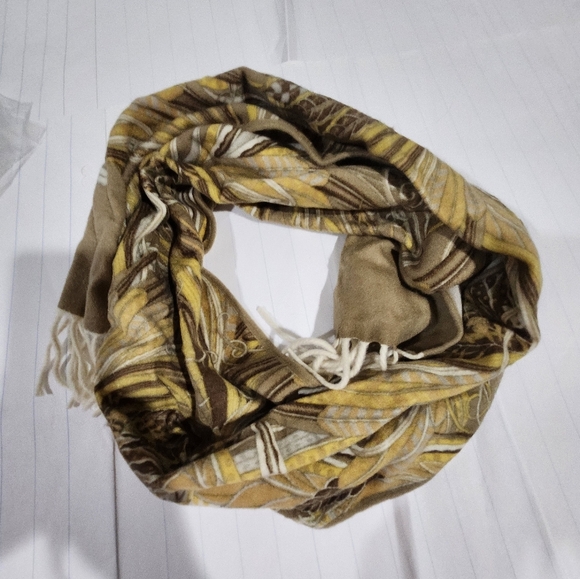 Salvatore Ferragamo Cashmere scarf made in Italy - Picture 13 of 13